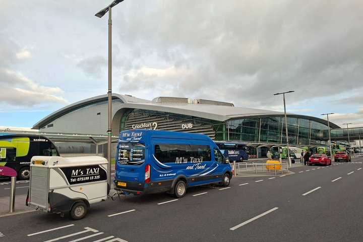 Belfast to Dublin Airport Private Transport up to 8 passengers - Photo 1 of 7
